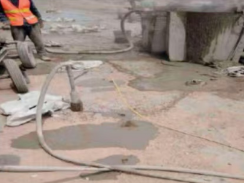浠水水泥混凝土路面板底注浆技术 路面脱空注浆整治方案